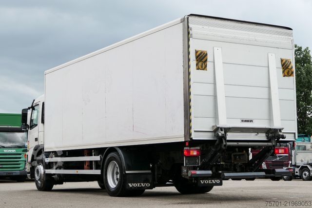 LKW mit Pritsche & Plane VOLVO FM9-260 Koffer Blatt/Luft alte Tacho LBW