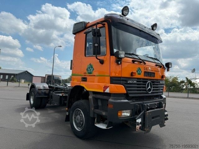 Lastbilchassis MERCEDES-BENZ Actros 2031 4x4 Hydraulik + Wechselsystem