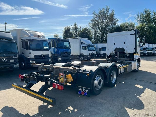 Vélbíll með skiptanlega yfirbyggingu MERCEDES-BENZ ACTROS 2545 L BDF-Fahrgestell*LENKACHSE