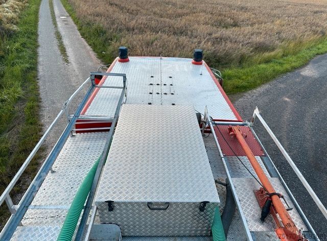 Vörubíll MERCEDES-BENZ Mercedes Benz 1017 AF ehem. Feuerwehrauto