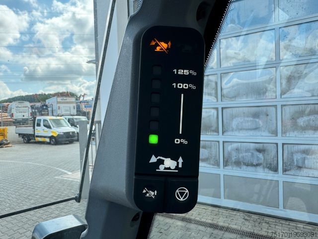 Телескопічний навантажувач JCB TLT 35-26D 4WD Teletruck / NEU 2025 / SS