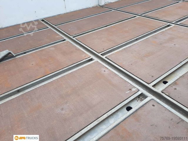 Camión de plataforma MERCEDES-BENZ 1324 L ATEGO Hegla-Glasreff Kran PK10002 Funk