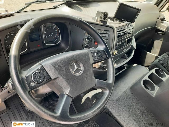 Camión de plataforma MERCEDES-BENZ 1324 L ATEGO Hegla-Glasreff Kran PK10002 Funk