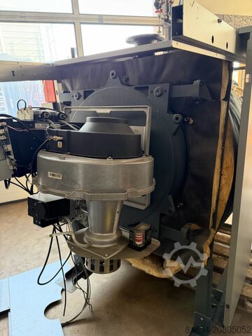 Vitocrossal 620 kW kondenzacijski plinski kotao. Vitocrossal 620kw. Brennwert Gas Kessel Vitocrossal 620kw. Brennwert Gas Kessel