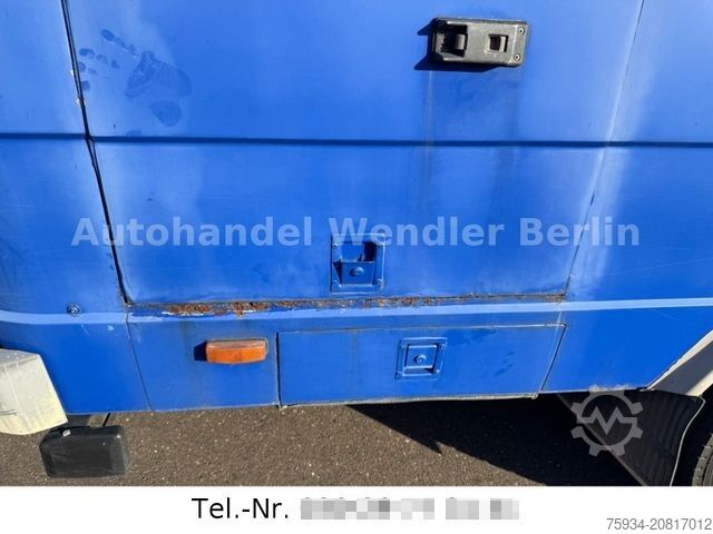 Annað MERCEDES-BENZ Vario 814D Doka Maxi 6 Sitz DiffSperre orig40tkm