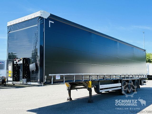 Semi-reboque aberto com lona Schmitz Cargobull Curtainsider Standard Getränke