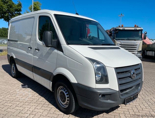 Furgoneta VOLKSWAGEN Crafter 35 KA/ L1H1/ AC/ 2xSchiebetür/ NAVI/ AHK