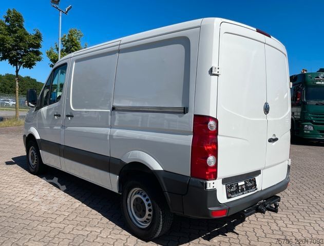 Furgoneta VW Crafter 35 KA/ L1H1/ AC/ 2xSchiebetür/ NAVI/ AHK