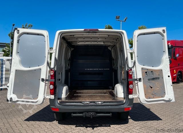Xe van thùng kín VW Crafter 35 KA/ L1H1/ AC/ 2xSchiebetür/ NAVI/ AHK
