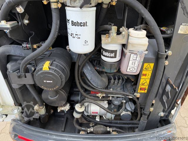 迷你挖掘机 BOBCAT E17 / 2021 BJ / 445 Stunden / 2 x Löffel