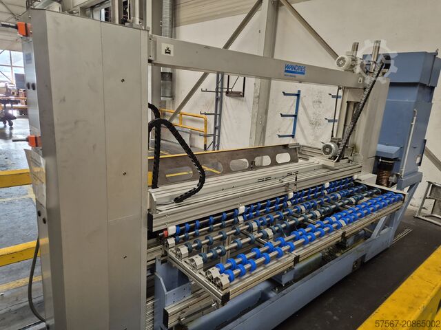 Board loader "STR 4" KUKA KR100 R3500 press