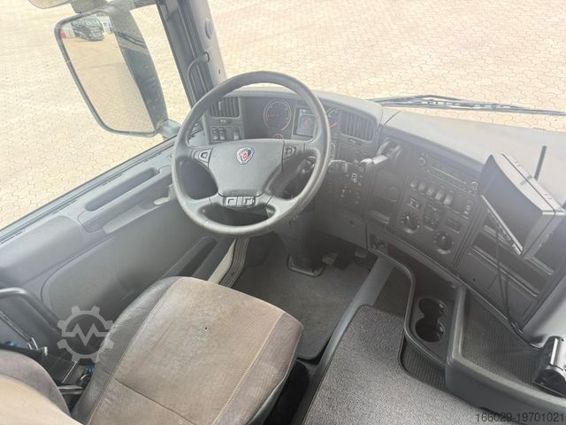 Камион за превоз на автомобили SCANIA G450 Baumaschinentransporter mit Rampen