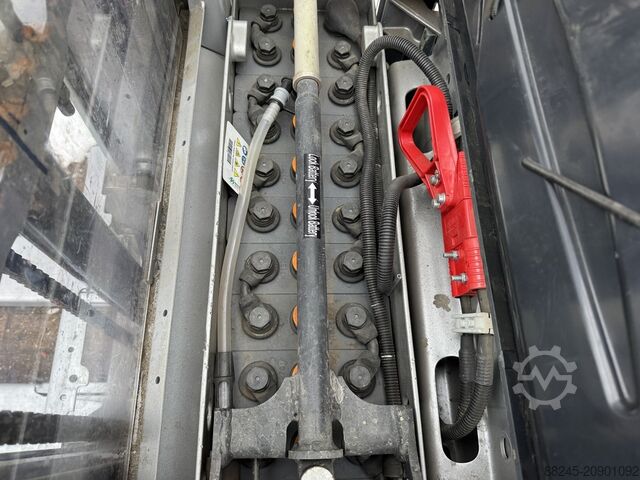 VS-22600 Empilhador elétrico Still EXV SF 14 STILL EXV SF 14