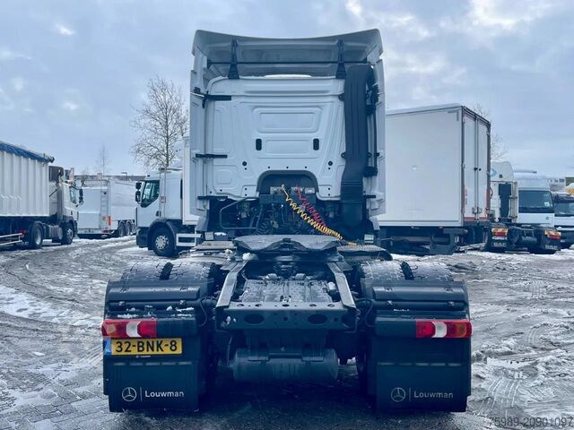 Standard-SZM Mercedes-Benz Antos 1943 , 243748 km! origineel NL trekker...