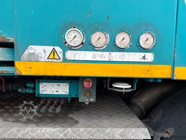 Автобетононасос MERCEDES-BENZ AROCS 3742 8x4 Euro 6 Sermac 5Z42