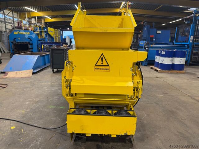 Bale press Presto CC 13 V