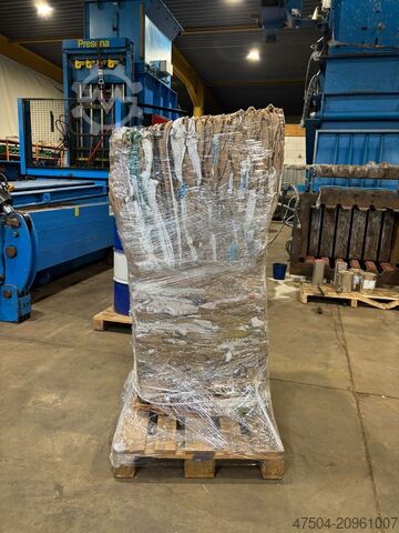 Bale press Presto CC 13 V