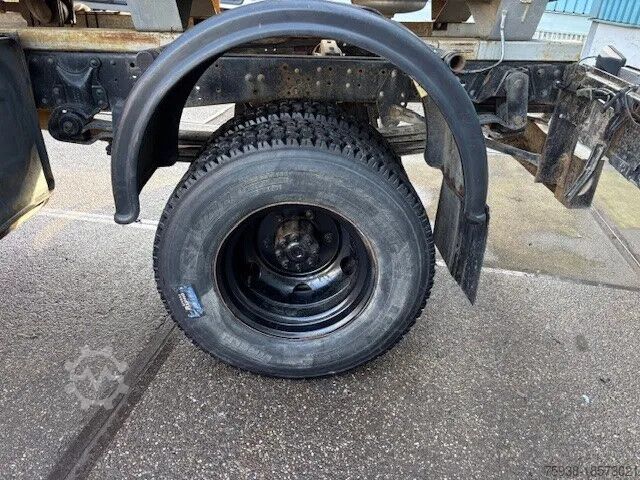 Kapal Tanker Mercedes-Benz 914 KO RHD 4x2 FULL STEEL TANK TRUCK (6-CILINDE...