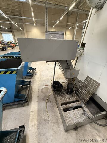 CNC टर्निंग और मिलिंग सेंटर DMG GILDEMEISTER TWIN 102