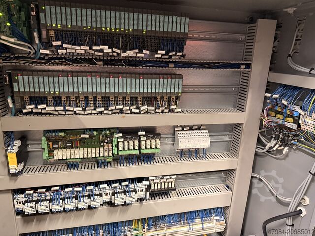 CNC टर्निंग और मिलिंग सेंटर DMG GILDEMEISTER TWIN 102