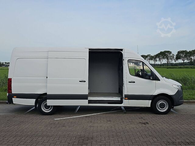 উঁচু ছাদের স্টেশন ওয়াগন MERCEDES-BENZ SPRINTER 317 L3H2 Mbux Automaat!