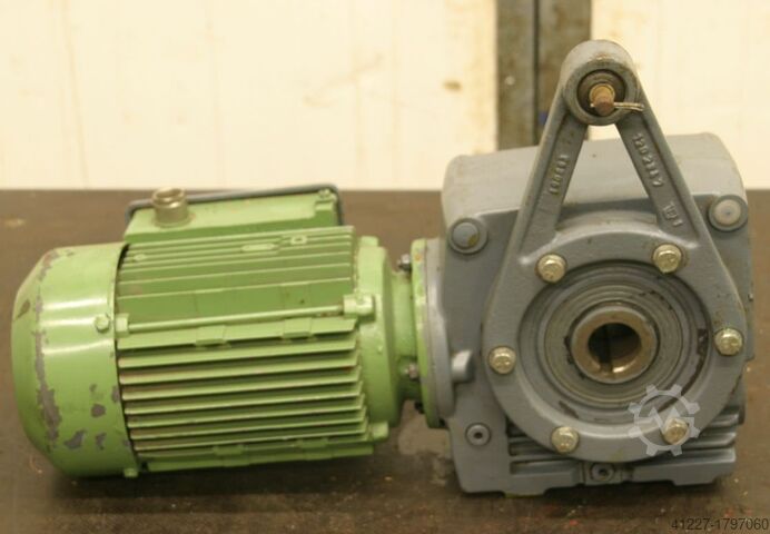 Motorreductor 0,37 kW 16 rpm SEW EURODRIVE SA52TDT 80N-4