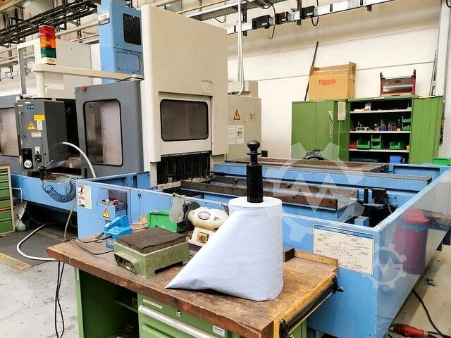 ศูนย์เครื่องจักรกลแนวตั้ง MAZAK MTV 655/60