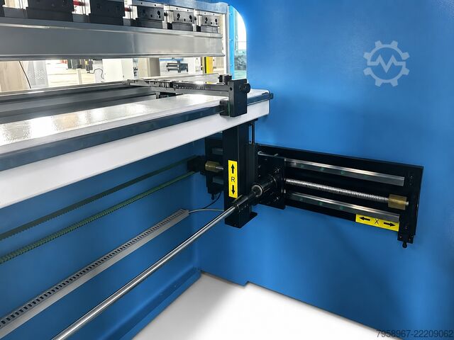 PLEGADORA HIDRÁULICA CNC 4 EJES Metal Technics Polska MTP-3212 MTP 220X3200