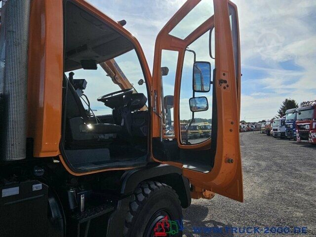 Sklápač Unimog U 400 Vario Pilot Mähtür + Mulag Mähkombination