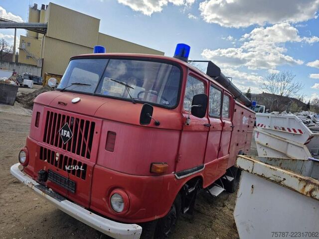 Грузовик специального назначения  W50 L/LF IFA Löschfahrzeug mit Pumpe + Tank