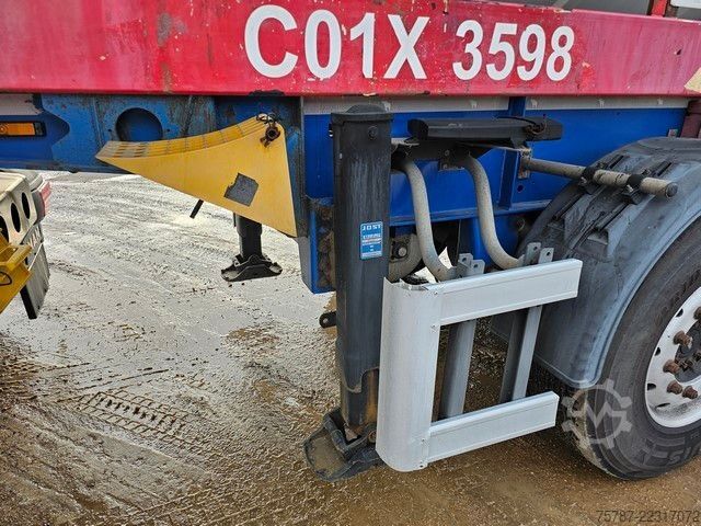 Полуприцеп с сменным кузовом SCHMITZ CARGOBULL Tankchassis mit Tankcontainer, 424.676 KM