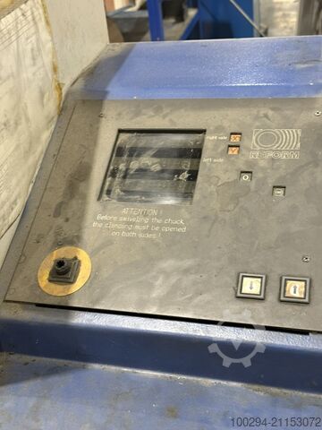 Stroj za oštrenje noževa REFORM AR101/61