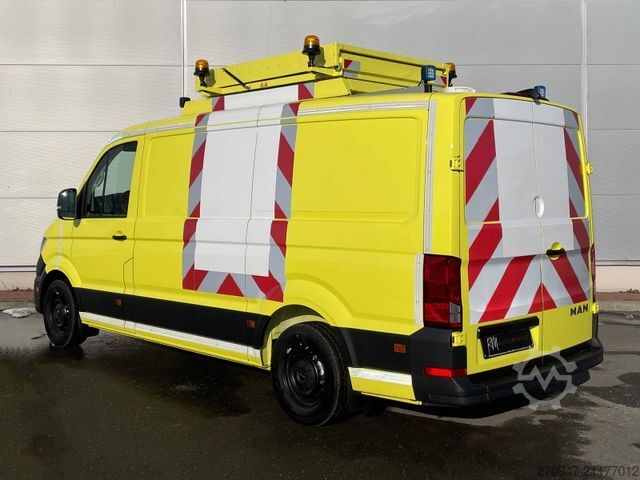 Furgoneta MAN TGE 3.180 L3H2 BF4 BEGLEITFAHRZEUG STANDH ACC