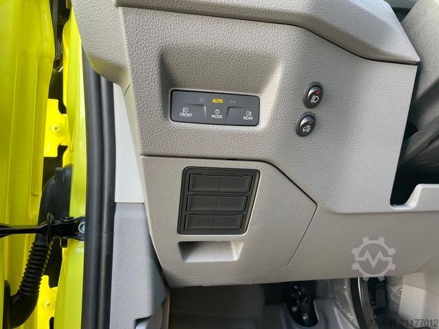 Furgoneta MAN TGE 3.180 L3H2 BF4 BEGLEITFAHRZEUG STANDH ACC