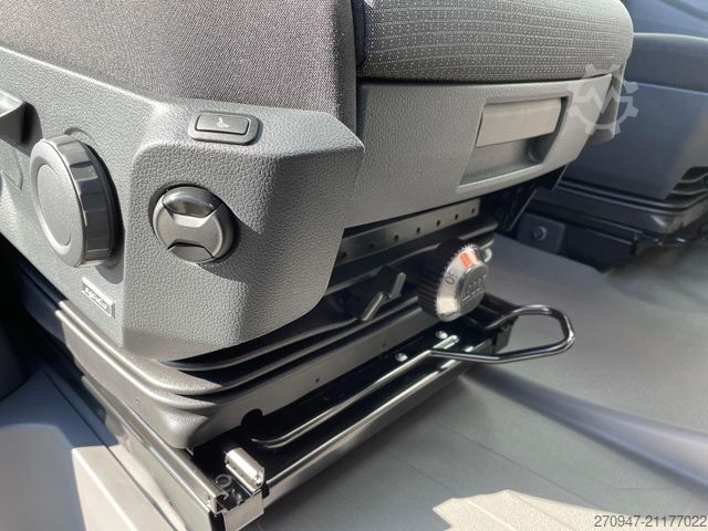 Furgoneta de caja alta MAN TGE 3.180 L4H3 Kasten STANDHZ ACC LED SITZHZ