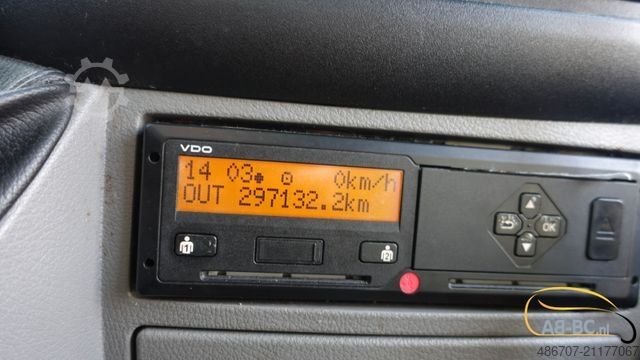 観光バス MERCEDES-BENZ Sprinter 516 21 Sitze mit großem Gepäck