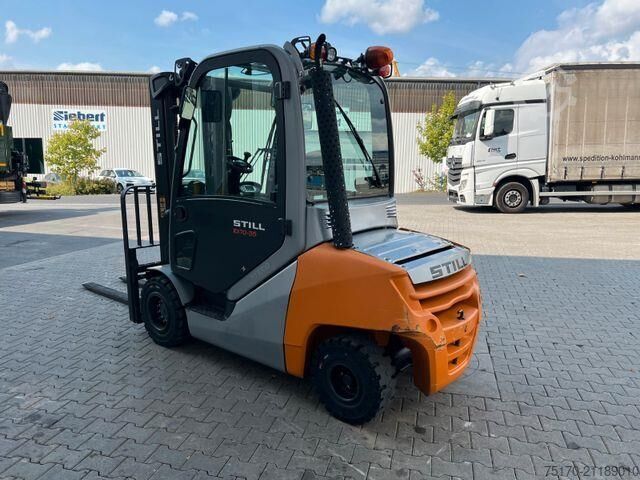 رافعة شوكية Still RX70-35 / Triplex: 4.60m / nur 2.911h! / SS