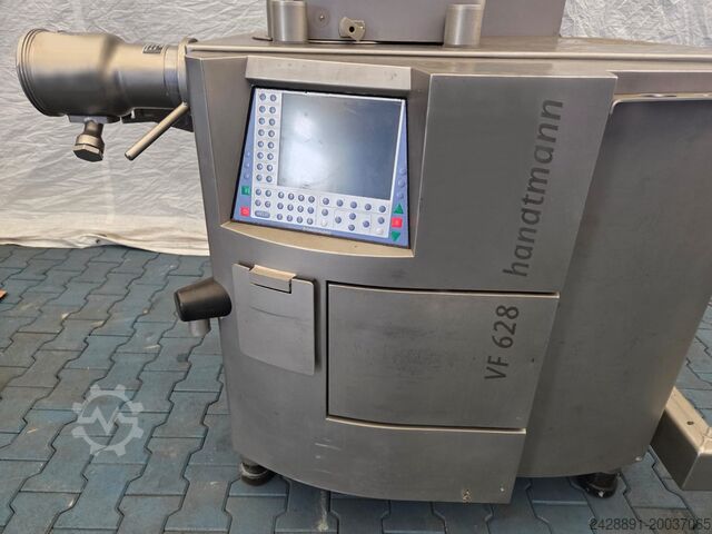 Máy nhồi chân không có tải Handtmann VF 628