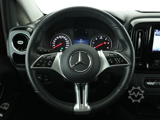 Kleinbus Mercedes-Benz Vito 114 CDI Tourer PRO Lang ACC AHK AUT Kam. LM