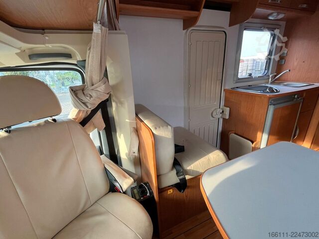 Альковний автокемпер XGO Dynamic 28 - Festbett  !!! Top-Ausstattung !!!