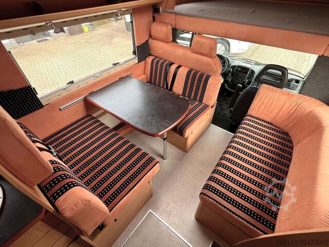 Альковний автокемпер EURAMOBIL A 695 VB - Etagenbetten - Garage - Markise - TV