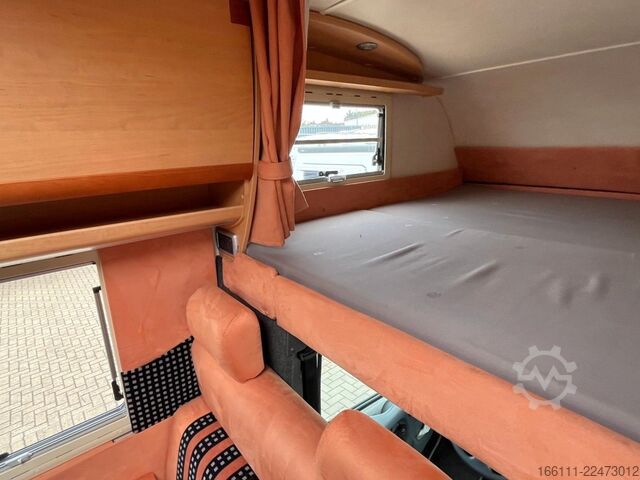 Альковний автокемпер EURAMOBIL A 695 VB - Etagenbetten - Garage - Markise - TV