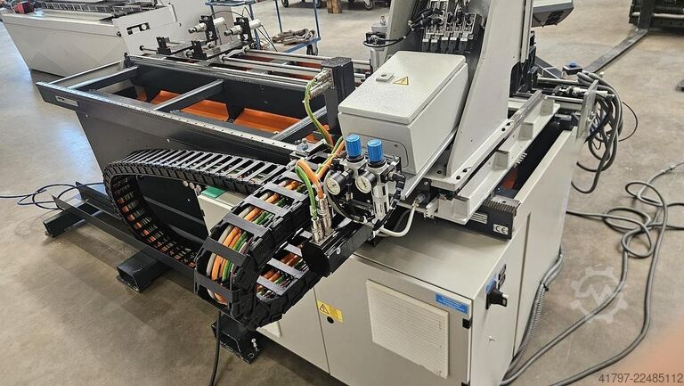 Elumatec SLK 118 megmunkálóközpont Elumatec SLK 118