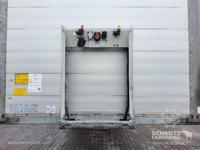 Gjysmërimorkio e hapur me mushama Schmitz Cargobull Curtainsider Standard Getränke
