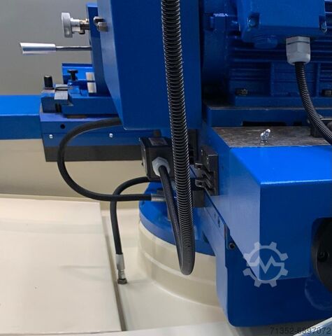 Silindriline lihvimismasin TOS Hostivař UB25-630