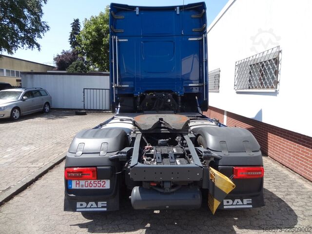 Standardni vlačilec DAF XG 480 FT Retarder