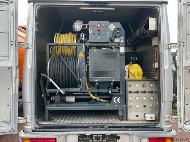 Prilagođeni kombi Mercedes-Benz Vario 615 DKA 4x2 Spülwagen / Dichtheitsprüfung