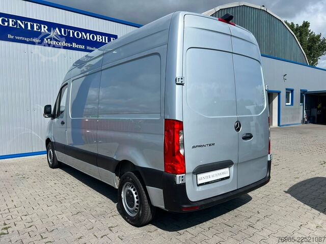 Vans ar augstu jumtu MERCEDES-BENZ Sprinter 215 9G-TR HOCH+LANG KLIMA 3-SITZ KAMERA