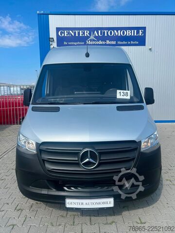 Vans ar augstu jumtu MERCEDES-BENZ Sprinter 215 9G-TR HOCH+LANG KLIMA 3-SITZ KAMERA