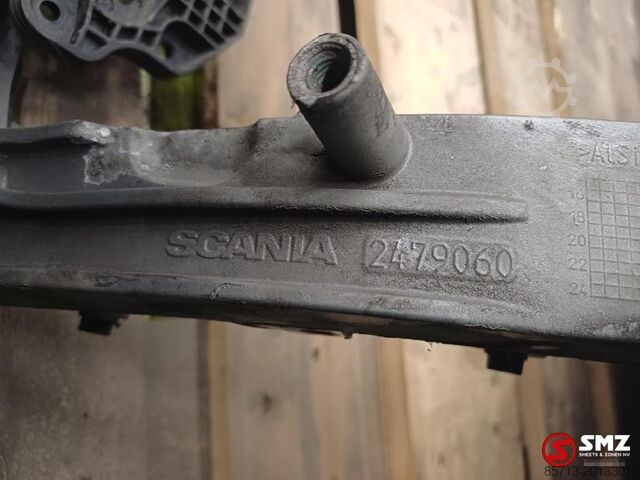 Частина кабіни Scania Occ opstapbak + koplampbeugel links Scania
